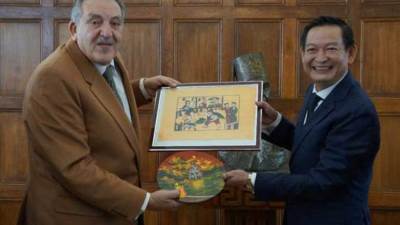 سفير فيتنام يزور الغرفة التجارية بالإسكندرية ويطالب برفع التجارة الثنائية إلى مليار دولار