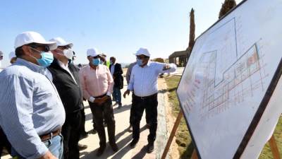 الجزار: تم وجار تنفيذ 150 فيلا بالشريط النهرى وجار تنفيذ الممشى النيلى بطول 6 آلاف متر