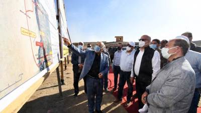 الجزار: مشروع  الطريق الاقليمي يهدف لفتح ظهير عمرانى ومحور تنموى جديد شرق مدينة أسوان