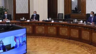 رئيس الوزراء يُتابع مع محافظ بورسعيد مشروع تطوير الواجهة المائية للمحافظة