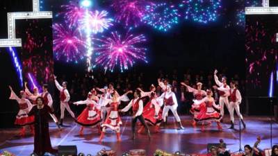 الثقافه تحتفل بالكريسماس والعام الجديد لأول مرة على اليوتيوب