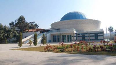 جمعية مصر الجديدة تودع 2020 بعروسة بابا نويل