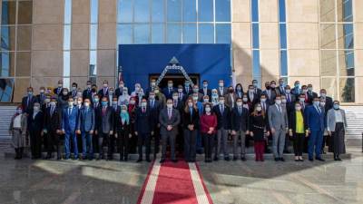 البورصة تختتم برنامجها التدريبي للدفعة الثالثة من البرنامج الرئاسي لتأهيل التنفيذيين للقيادة بالأكاديمية الوطنية