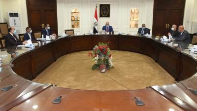 الجزار يشدد على ضرورة الإسراع بمعدلات تنفيذ وتسكين بديل العشوائيات  "بالعبور" للمستحقين 