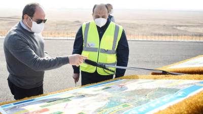 السيسي يتفقد الطريق الدائري الاوسطي، ومحاور محمد العصار، وروض الفرج، والضبعة