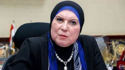 وزيرة الصناعة والتجارة: "إحلال السيارات القديمة"