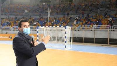 وزير الشباب والرياضة يلتقى متطوعي بطولة كأس العالم لكرة اليد 