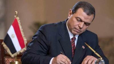 بالانفوجراف .. القوي العاملة: اعتماد 17 ألف عقد عمل وتحصيل 208 ملايين جنيه مستحقات العاملين المصريين بالخارج 