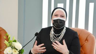 نيفين جامع : ٢٠ الف مواطن سجلوا بياناتهم على الموقع الالكترونى لاحلال و تحويل سياراتهم 