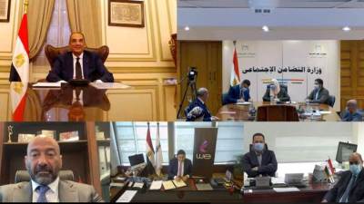 وزيرا الاتصالات والتضامن يشهدان توقيع اتفاقية لتوفير 3.5 مليون شريحة محمول لمستفيدي تكافل وكرامة