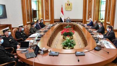 السيسي يستقبل رئيس شركة "لورسن" الألمانية لتصنيع السفن والفرقاطات والمدمرات الحربية