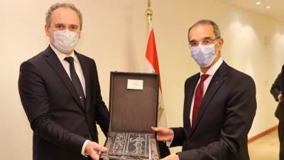 وزير الاتصالات يبحث مع سفير بيلاروسيا تعزيز التعاون في التكنولوجيا
