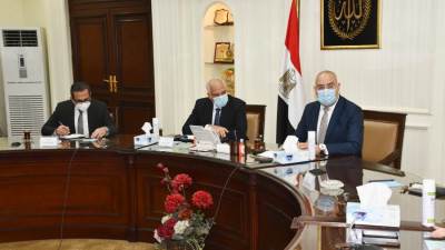 وزير الإسكان ومحافظ الجيزة يتابعان الموقف التنفيذي لمشروع تطوير عشش شارع السودان