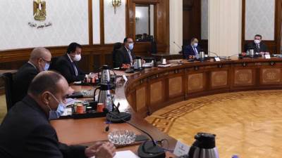 رئيس الوزراء يستعرض دور الجامعات ونقابة المهندسين في تطبيق منظومة الاشتراطات البنائية الجديدة