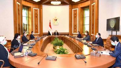 السيسى يوجه باستكمال منظومة التعامل مع المخلفات الصلبة في ظل المشروعات الإنشائية العملاقة 