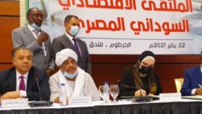 وزيرة الصناعة توقع مذكرة مع السودان للنهوض بالمشروعات الصغيرة والتراثية