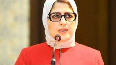 الصحة تبدأ اليوم حقن الطواقم الطبية بلقاح كورونا بمستشفيات العزل