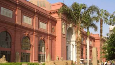 المتحف المصري والمعهد الفرنسي يطلقان مشروع ترميم اللوحات الخشبية من مصطبة حسي رع