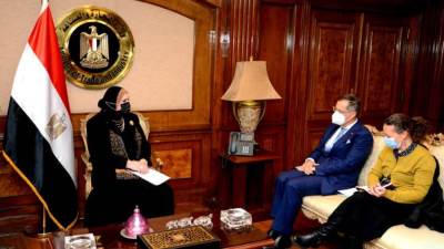 وزيرة التجارة تبحث مع السفير السويسرى سبل تعزيز التعاون الاقتصادى بين البلدين