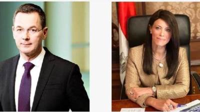 فاينانشال تايمز تنشر مقالا مشتركًا لوزيرة التعاون الدولي ونائب رئيس مؤسسة التمويل الدولية حول ريادة مصر في التحول للاقتصاد الأخضر