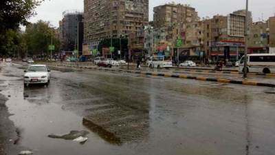 هيئة الأرصاد الجوية تحذر من تقلبات مناخية وأمطار متوسطة الي غزيرة من الخميس للسبت 