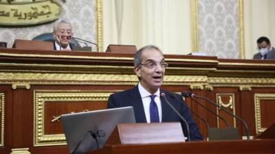 وزير الاتصالات يستعرض أمام النواب جهود تحسين خدمات المحمول