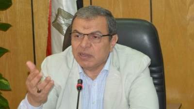 القوى العاملة: تعيين 224 شاباً .. واستخراج 126 رخصة مزاولة الحرفة بالأقصر