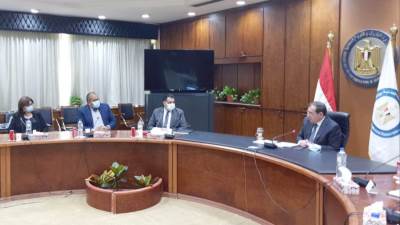 وزير البترول  يستقبل وفد لجنة التعدين بغرفة التجارة الأمريكية