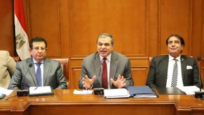 "سعفان" في البرلمان: استرداد مليار و404 مليون جنيه مستحقات للعمال المصريين بالخارج