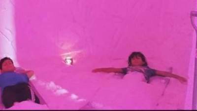 بالصور كهف الملح في ليبيا يجمع بين العلاج والترفيه