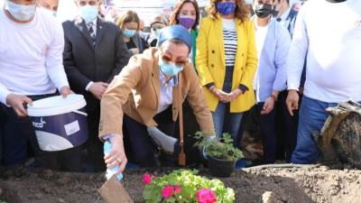 وزيرة البيئة: دعم منظومة المخلفات الصلبة بالغربية بــ 39 معدة