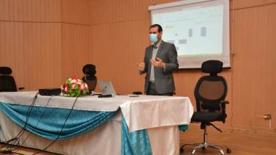 دورة تدريبية لتنمية قدرات قيادات وزارة التنمية المحلية في مجال التحول الرقمي