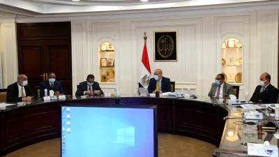 وزير الإسكان يترأس يتابع تنفيذ المبادرة الرئاسية "حياة كريمة" لتطوير القرى 