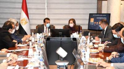 التخطيط والتعليم العالى يناقشان الخطة الاستثمارية للعام المالي 2021/2022