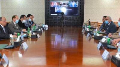 4 وزراء يبحثون مع محافظ البحيرة جهود التخلص الآمن من نواتج تطهير الترع