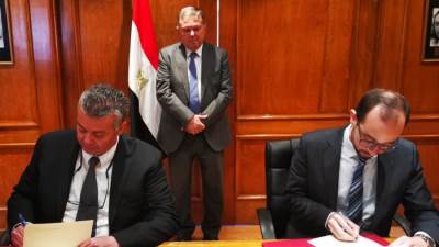 "قطاع الأعمال" توقع بروتوكولًا لتعزيز فرص التوظيف 