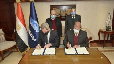 الفريق أسامة ربيع يشهد توقيع اتفاقية مع شركة نرويجية لإنشاء مجمع للاستزراع المائى