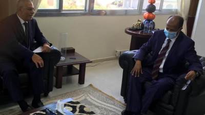 وزير خارجية جيبوتي يستقبل السفير المصري.