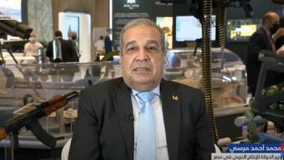 وزير الانتاج : المصانع الحربية في مصر لم تتأثر بكورونا بل عملت على استحداث إنتاج الكمامات ومواد التعقيم