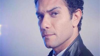 في عيد ميلاده الـ40: رحلة آسر ياسين من الهندسة إلى عالم الفن