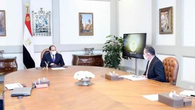 الرئيس يتابع برامج الدعم الطارئ للمواطنين الذين يعانون من مشكلات اجتماعية تؤثر على حياتهم المعيشية والنفسية 