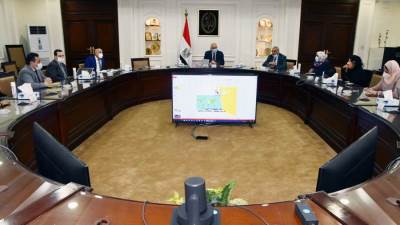 وزير الإسكان يتابع مشروع تنمية أراضى الساحل الشمالي الغربى