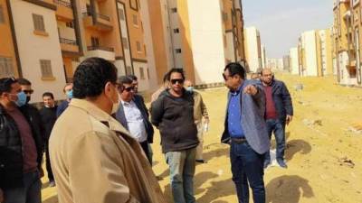 مسئولو "حدائق أكتوبر" يتفقدون سير العمل بالمشروعات المختلفة بالمدينة