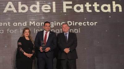 «قمة مصر للأفضل» تكرم وليد عبد الفتاح - المدير الإقليمي لشركة “هيل إنترناشيونال” وتمنحه جائزة "الإنجاز" خلال دورتها السادسة لعام 2021