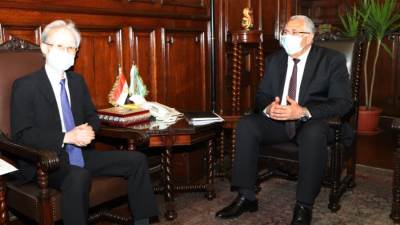 وزير الزراعة يبحث مع سفير اليابان التعاون في مجال الصادرات والاستزراع السمكي