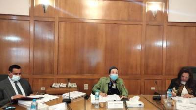 "اللجنة العليا لتراخيص الشواطئ" تبحث الدراسات الخاصة بالأعمال المنفذة على السواحل