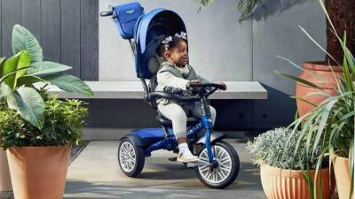 بنتلي تطلق عربة أطفال بسعر 550 دولارًا فقط