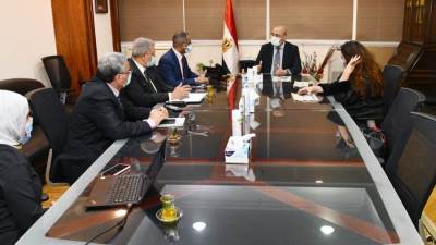 وزير الإسكان يستعرض  التعاون مع "الهابيتات" لتنفيذ مشروعات مياه الشرب والصرف الصحى منخفضة التكلفة