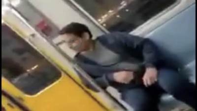 خطيب فتاه المترو التي تعرضت للتحرش يتحدث ويعرض تفاصيل الحادث 