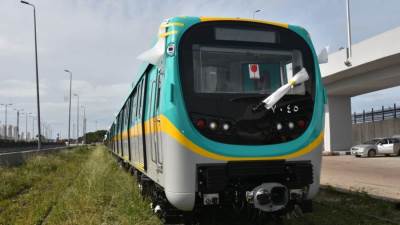 النقل تعلن وصول القطار المكيف الجديد السابع للخط الثالث للمترو من كوريا